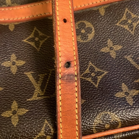 Louis Vuitton Crossbody Bag - Picture 11 of 16